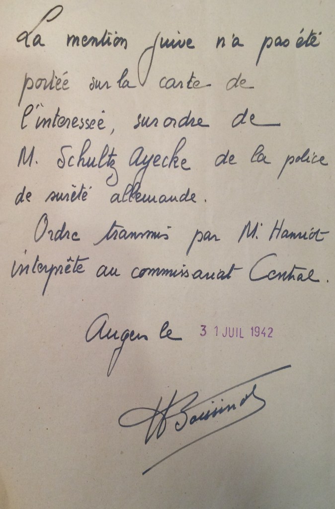 Dossier d'étranger de Jacqueline BESSO [ADML 120W58]