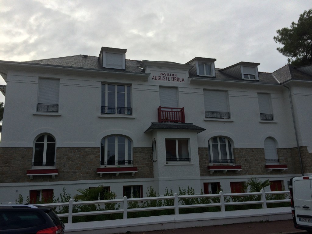 Pavillon BROCA dite Clinique DUBOIS avenue Isabelle La Baule