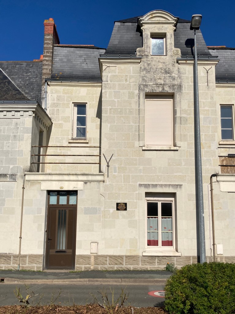 Domicile de Ruth et Anja SCHAUL 8, route d'Angers Les Rosiers-sur-Loire