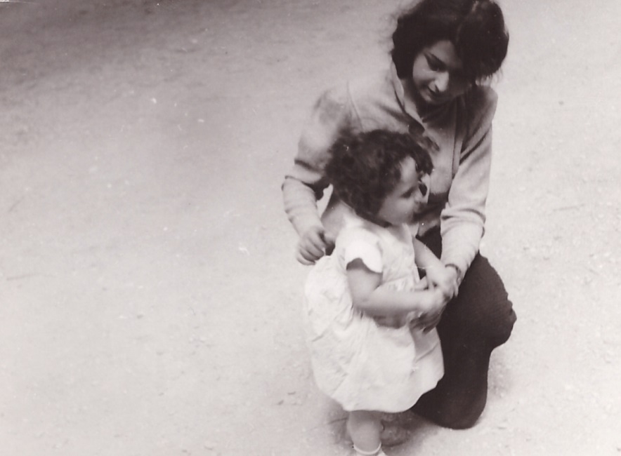 Ruth et Anja SCHAUL 1939